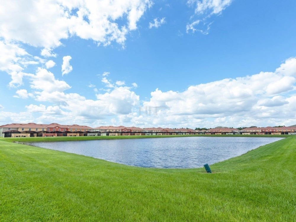 Fv46473 Paradise Palms 4 Bed 3 Baths Townhome — 4-Star Luxury Hotel in Kissimmee, United States
