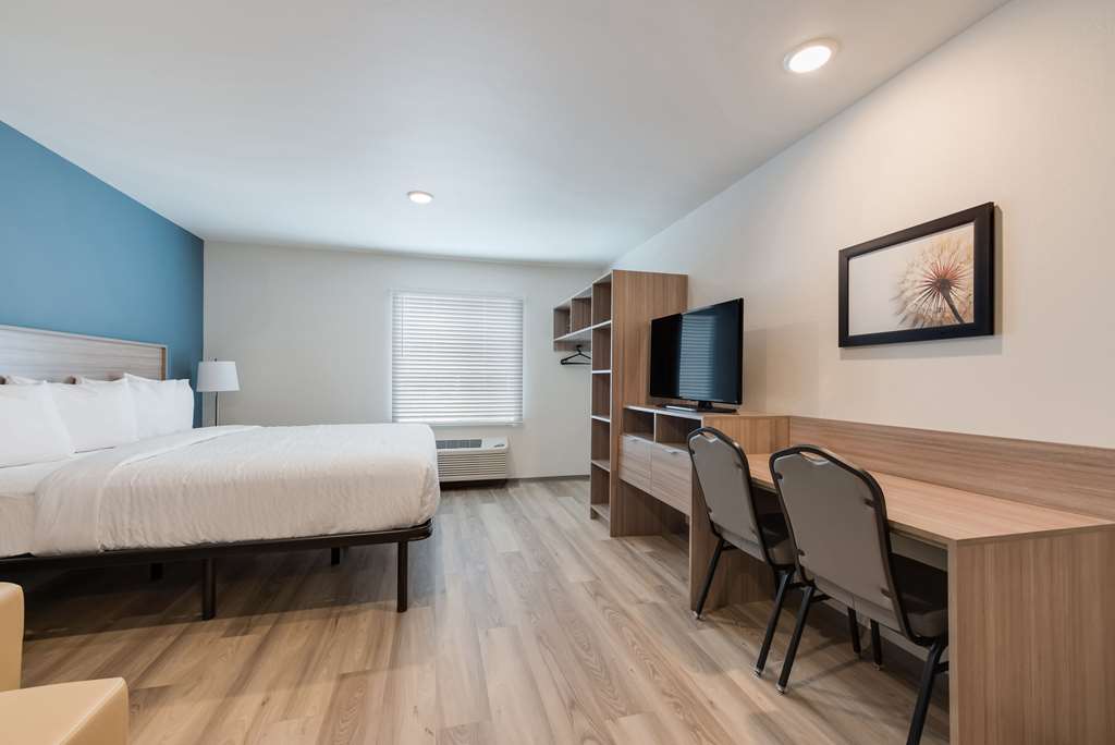 WoodSpring Suites Meridian - photo 18