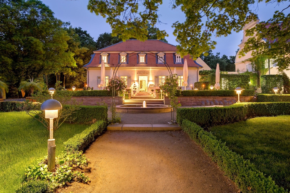 Hotel Jagdschloss Kranichstein — 4-Star Luxury Hotel in Darmstadt, Germany