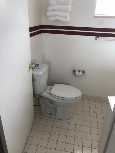 Antler Motel - photo 5