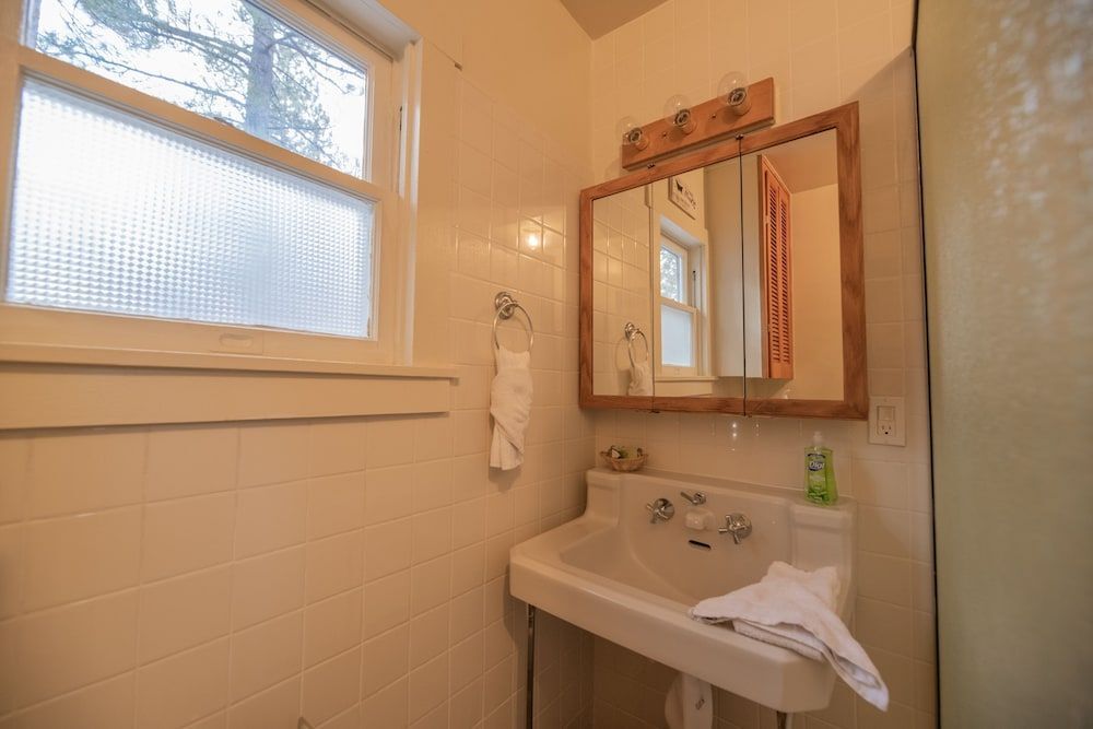 Bear Slope View Cabin Beautiful home located just south of Bear Mountain ski resort - photo 6