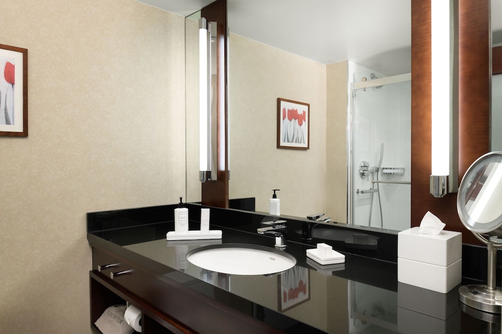 Hilton Charlotte Uptown - photo 41