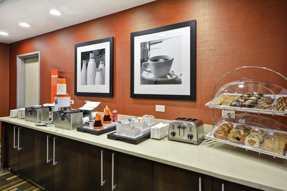 Hampton Inn & Suites Grants Pass - photo 34