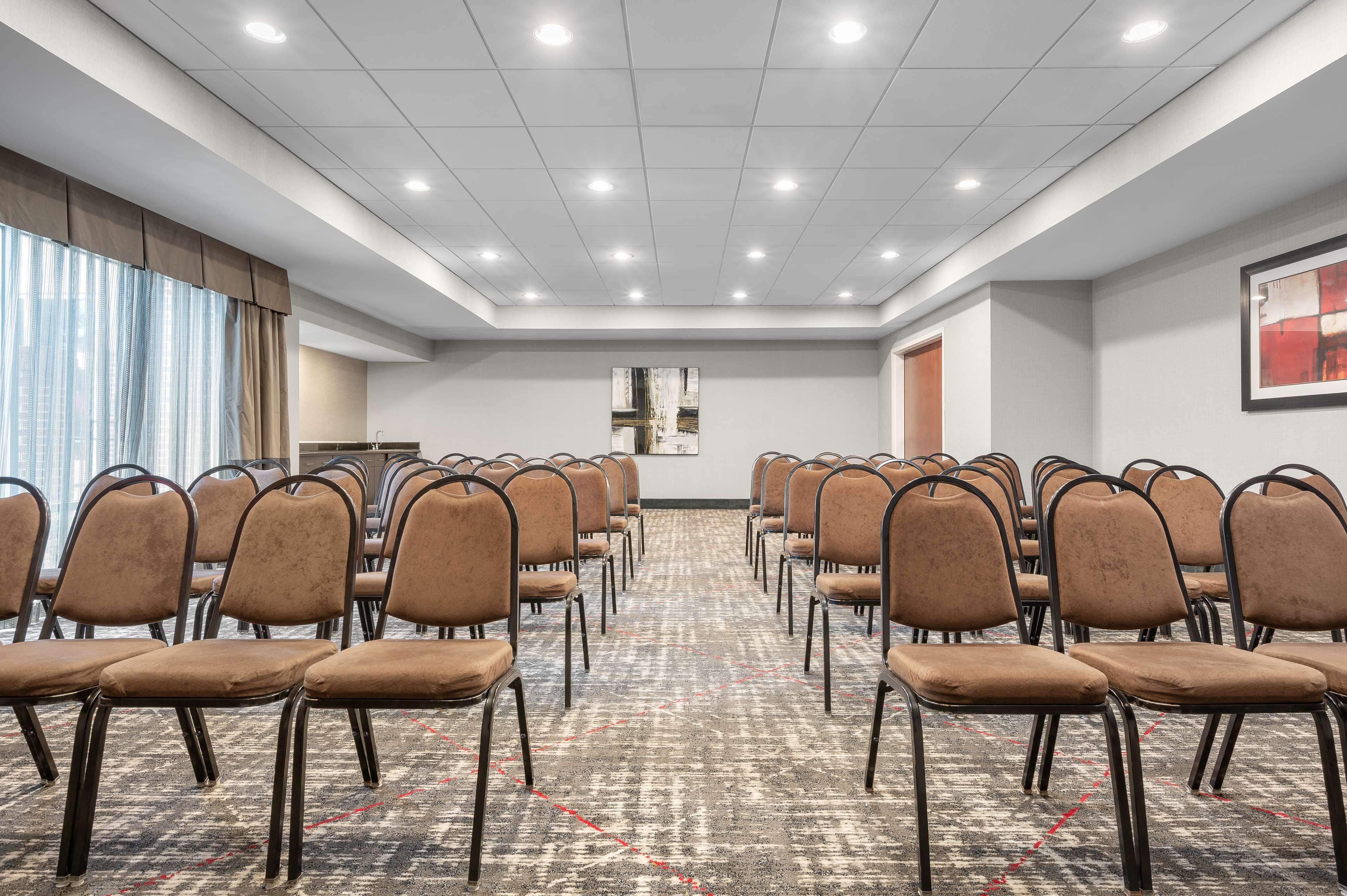 Hampton Inn Atlanta McDonough - photo 16