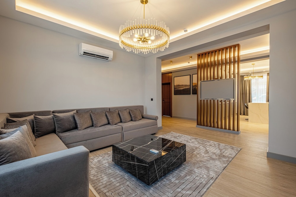 Get Royal Suits Spa - last minute hotel in Antalya