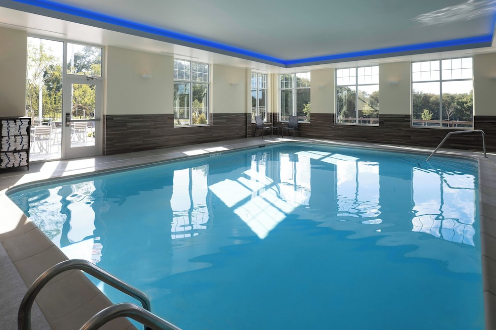 Fairfield Inn & Suites by Marriott South Kingstown Newport Area - photo 17