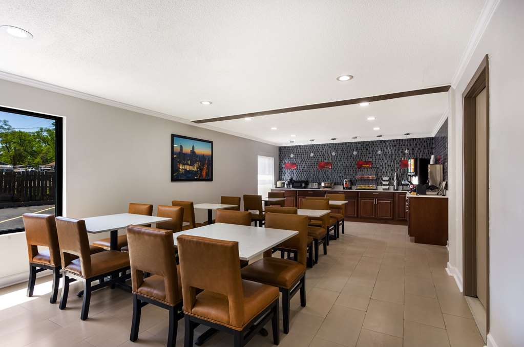 Quality Inn South Bend near Notre Dame - photo 36