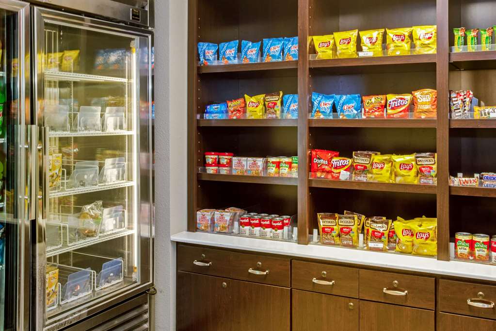 La Quinta Inn & Suites by Wyndham Birmingham Hoover - photo 56