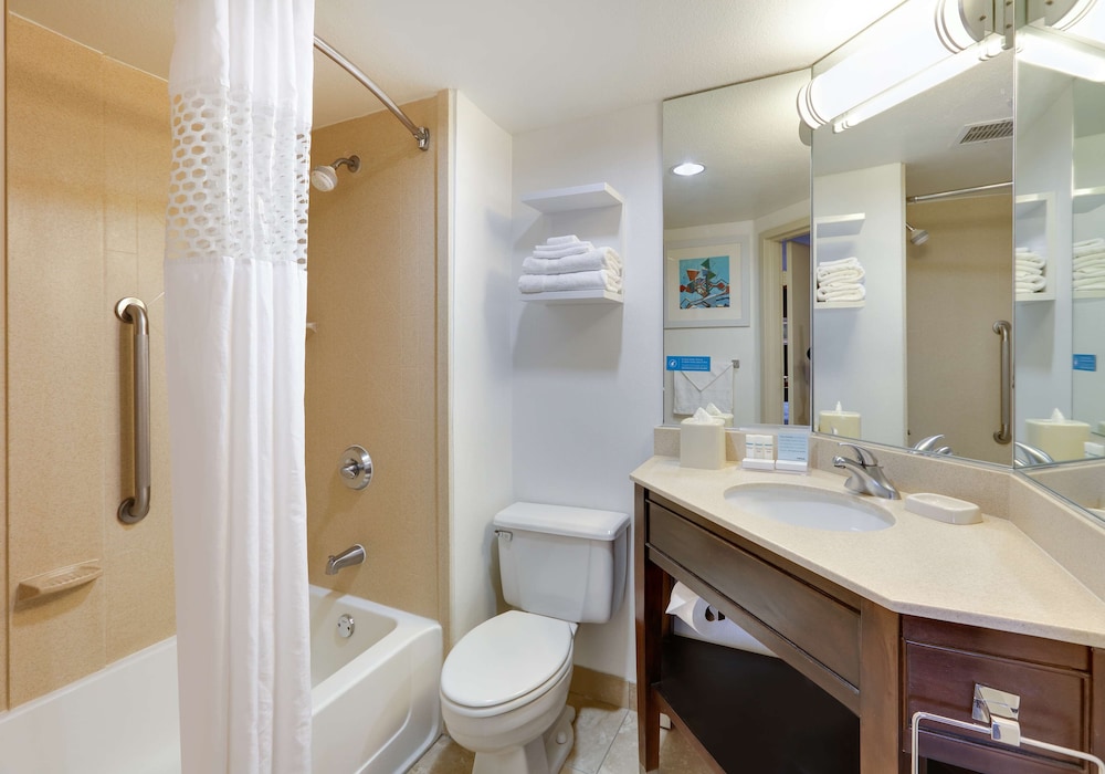 Hampton Inn Los Angeles Carson Torrance - photo 27