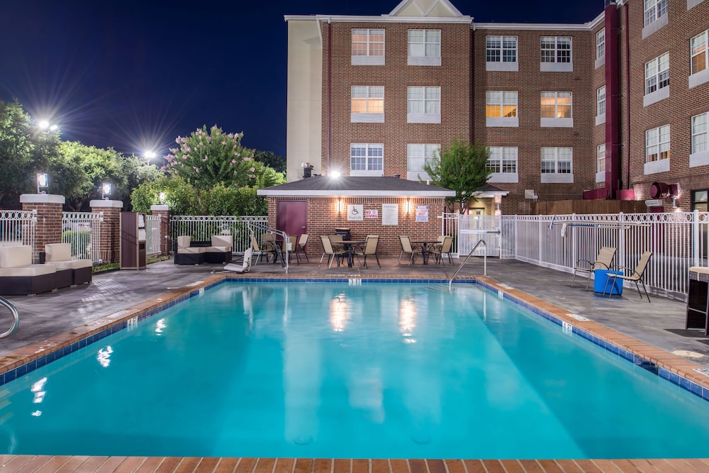 Holiday Inn & Suites Dallas Addison by IHG - photo 16