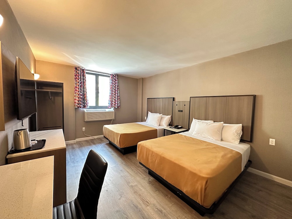 Regal Inn & Suites New York LaGuardia Hotel - photo 11