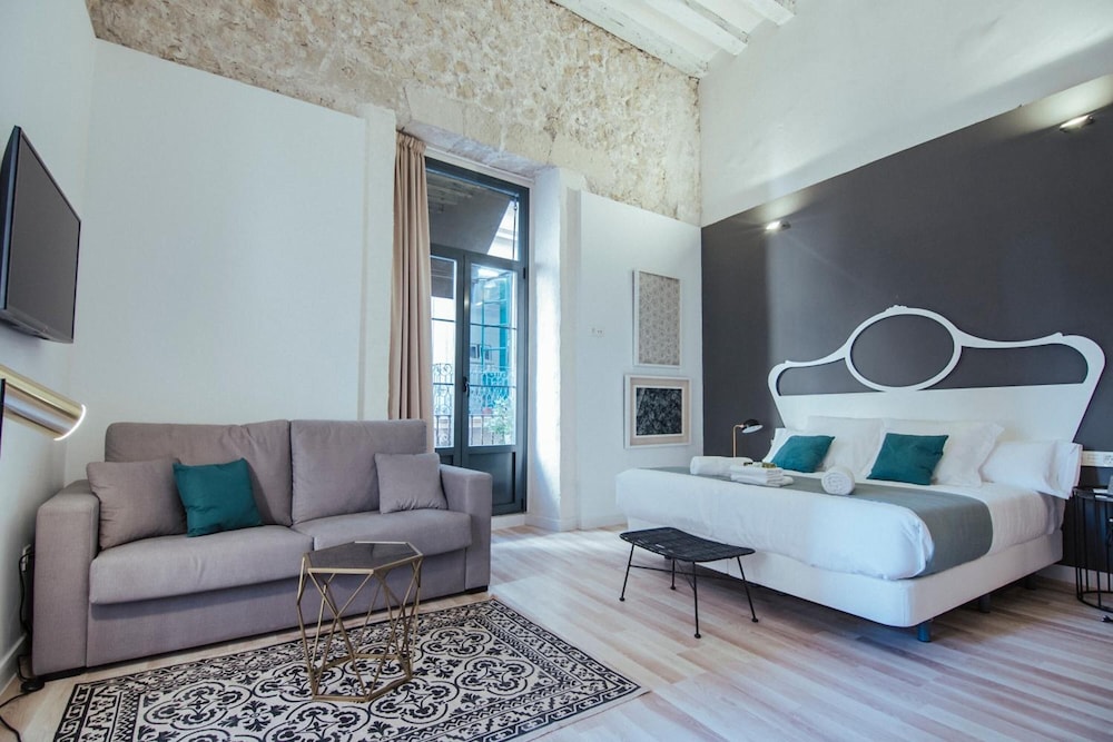 Hotel Boutique Alicante Palacete S.XVII Adults Only — carbon neutral stay, Alicante
