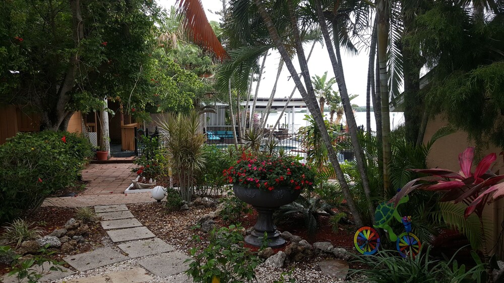 Turtle Beach Resort and Inn - photo 172