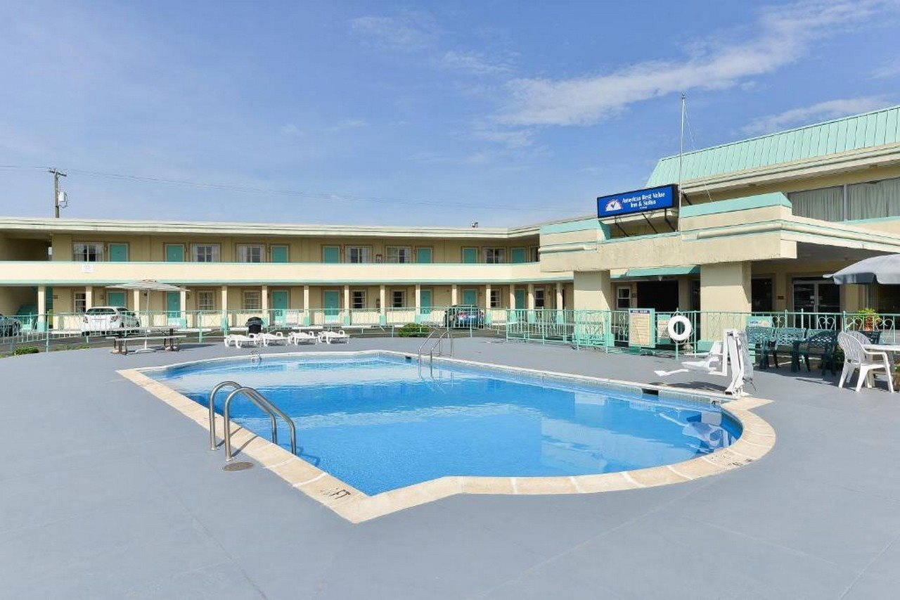 Americas Best Value Inn & Suites South Boston - photo 13