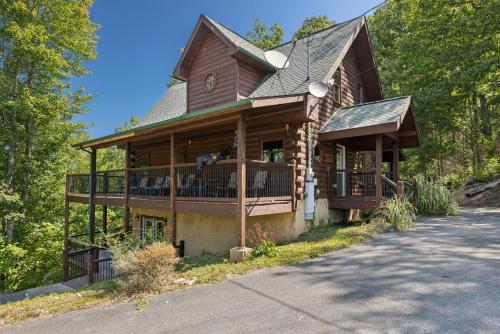 Hugged By The Smokies #330 — 4-Star Luxury Hotel in Sevierville, United States