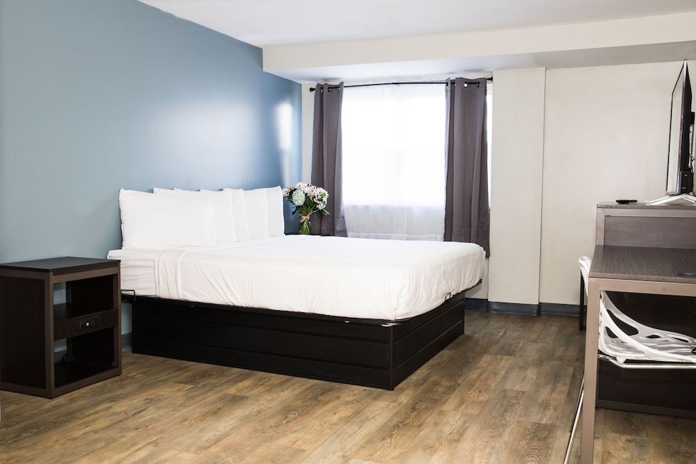 Crystal Inn Eatontown - photo 7