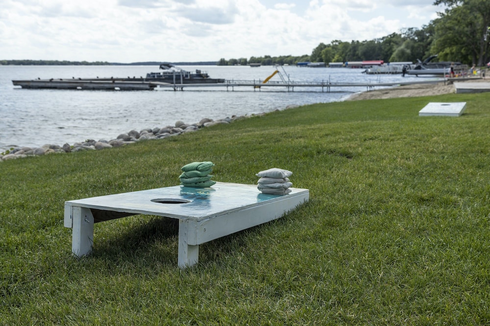 Holiday Inn Detroit Lakes by IHG - photo 51