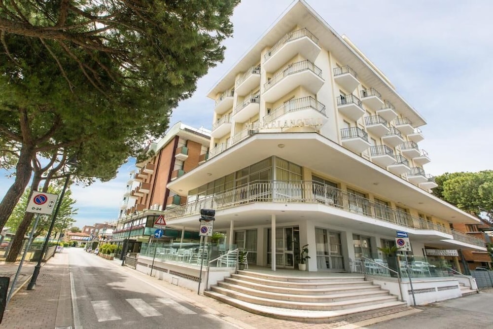 Michelangelo - carbon neutral hotel in Milan
