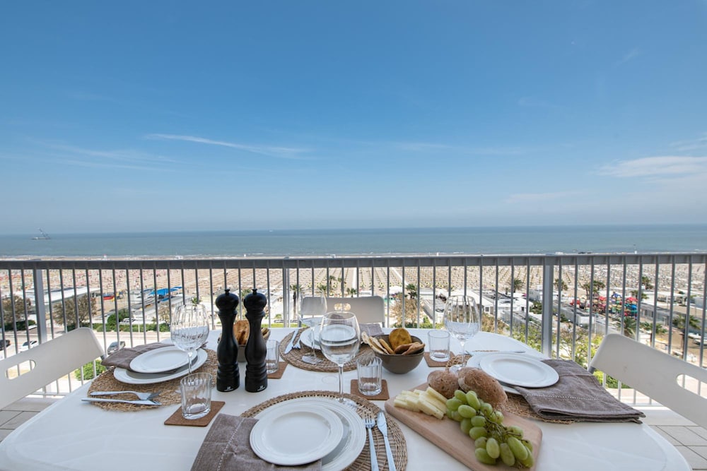 Ventodue in Rimini With 2 Bedrooms and 1 Bathrooms — 4-Star Luxury Hotel in Rimini, Italy