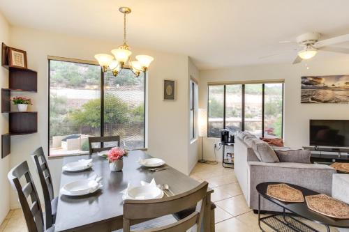 Tucson Escape with Outdoor Community Pool and Hot Tub — 4-Star Luxury Hotel in Tucson, United States