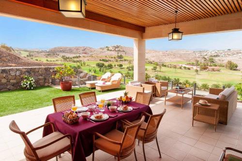 Piedra Amarilla in Maspalomas, Spain