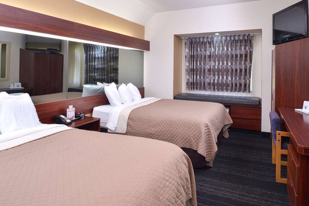 Americas Best Value Inn & Suites Maryville - photo 11