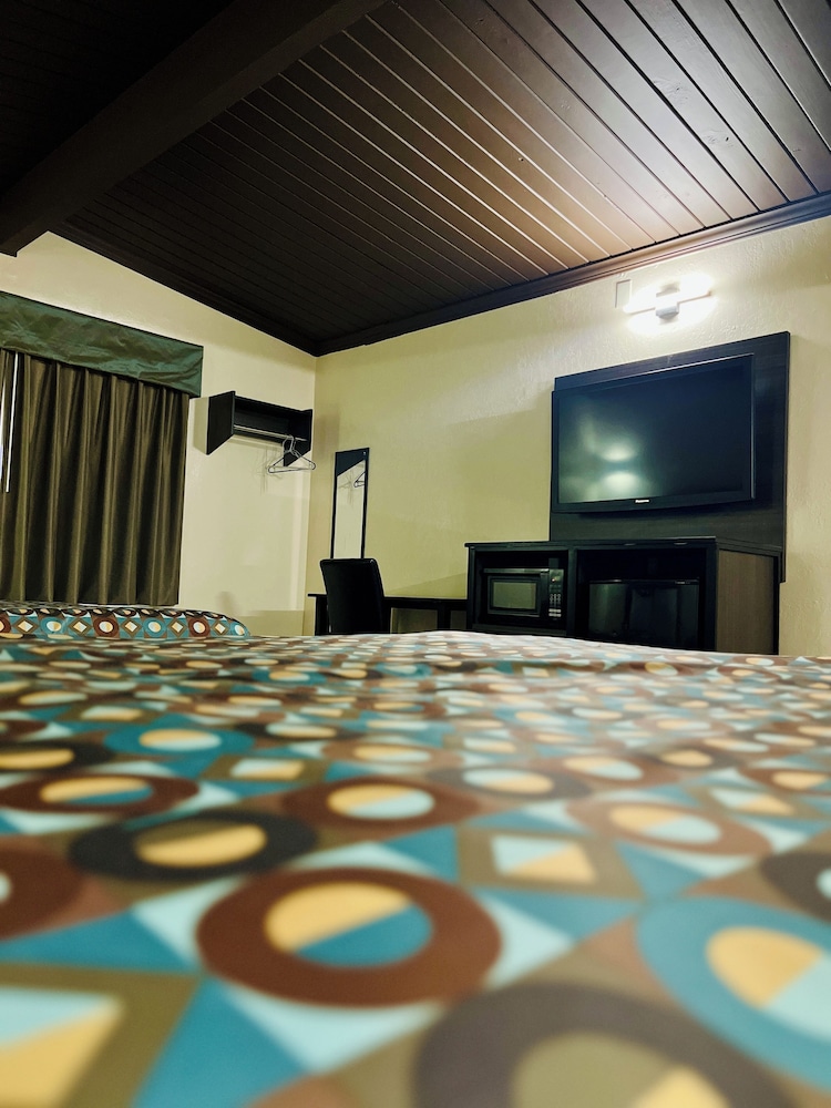 Del Aire Inn Lax - photo 9