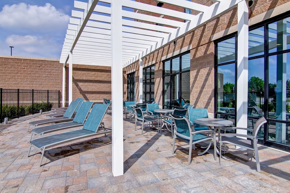Hampton Inn & Suites Detroit Troy - photo 40