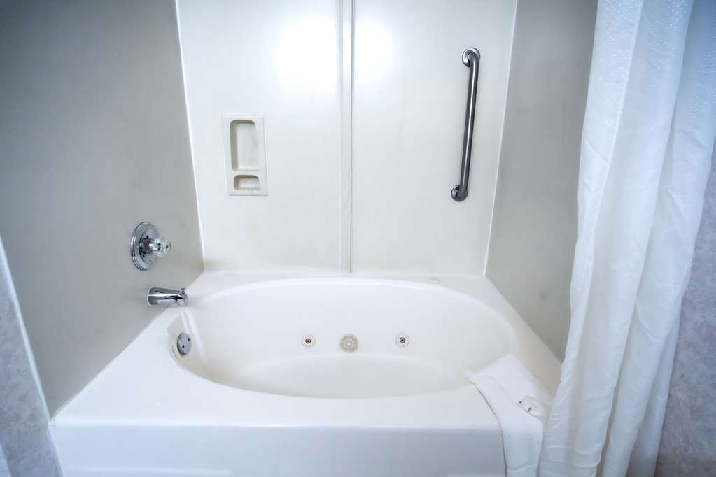 Quality Inn Moore Oklahoma City - photo 11
