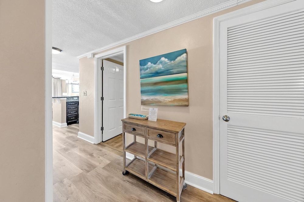 Majestic Beach Towers 1 301 - photo 15
