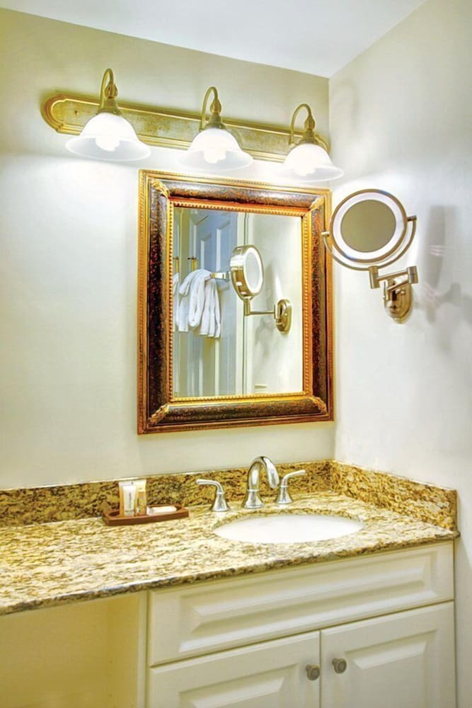 Club Wyndham Bay Voyage Inn - photo 25