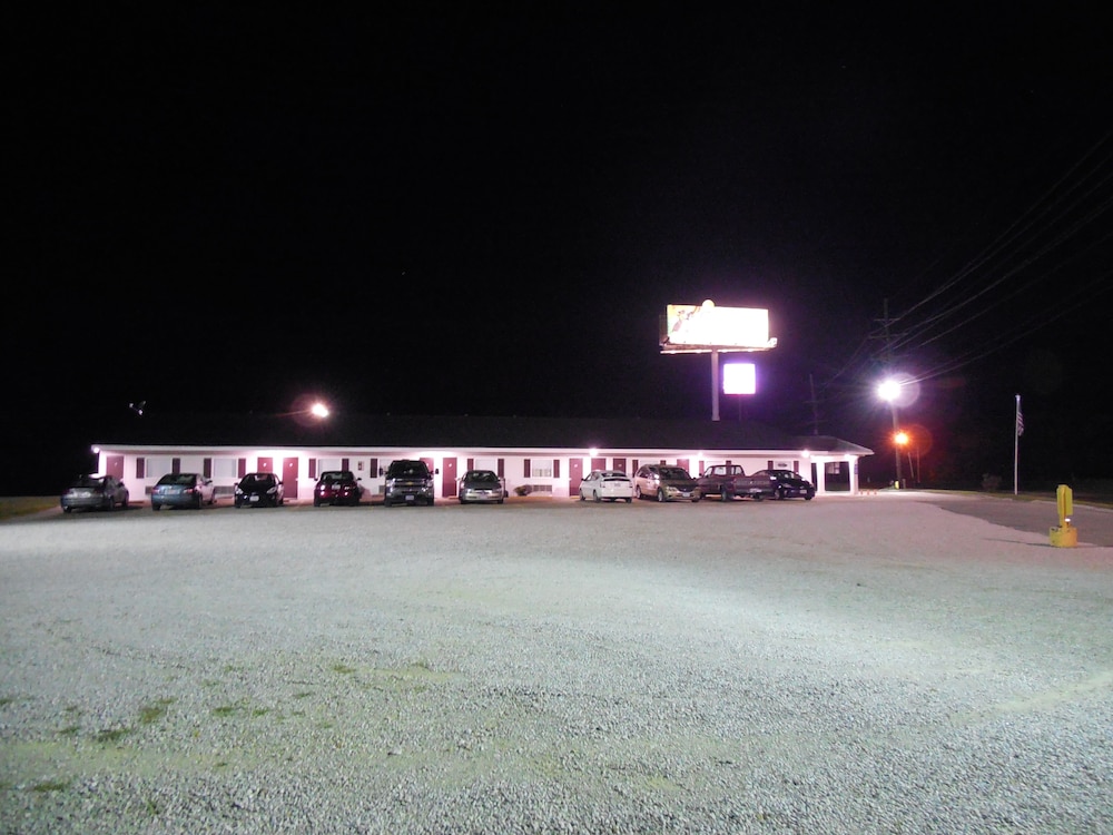 Motel 70 - photo 53