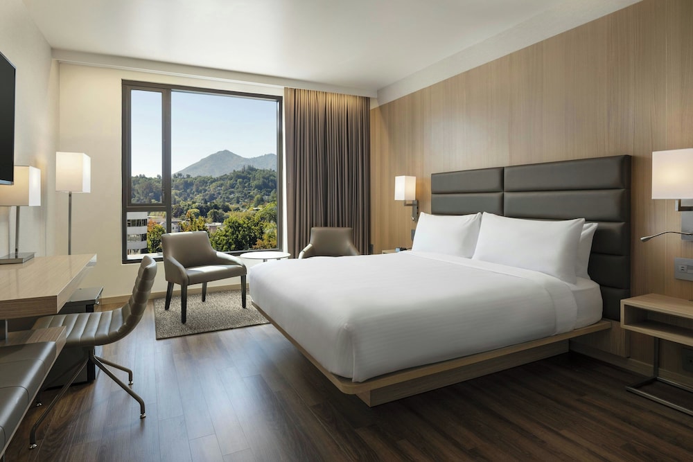 AC Hotel San Rafael Downtown — 4-Star Luxury Hotel in San Rafael, United States