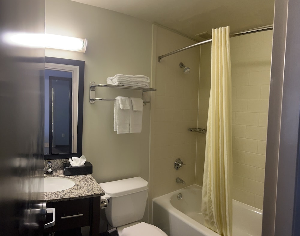 Cresthaven Inn JFK - photo 39