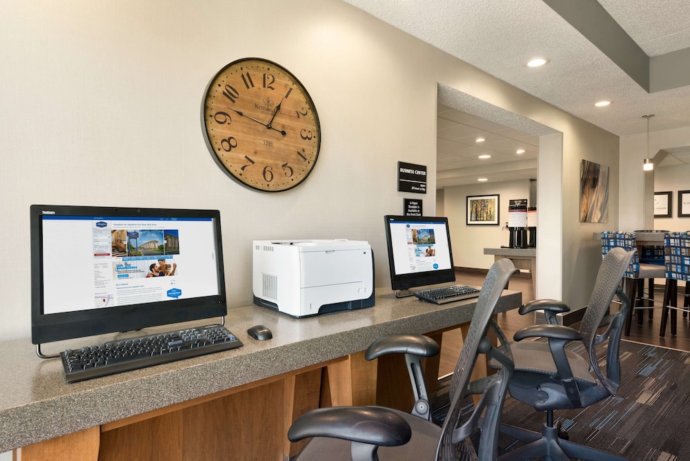 Hampton Inn Appleton Fox River Mall Area - photo 27