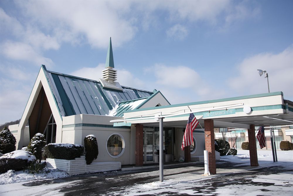 Garden Inn New Stanton Greensburg - featured photo