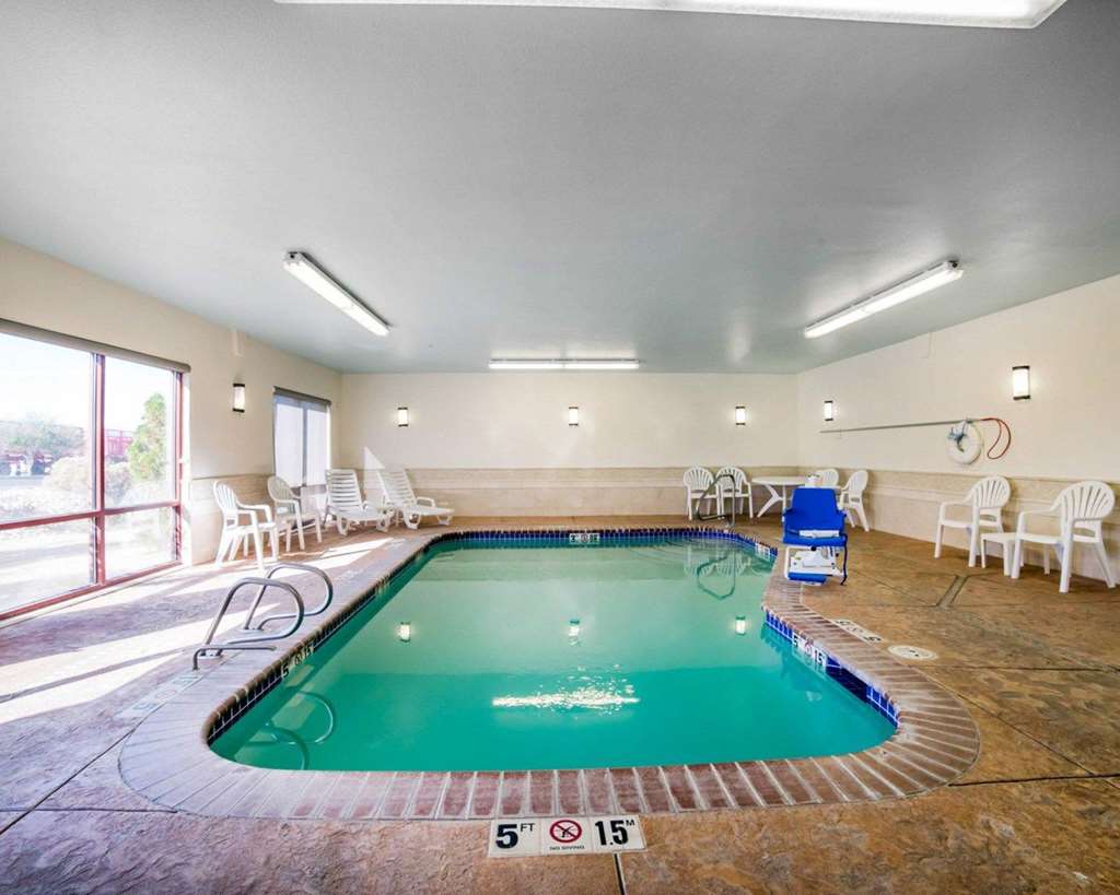 Comfort Suites Fernley - photo 39