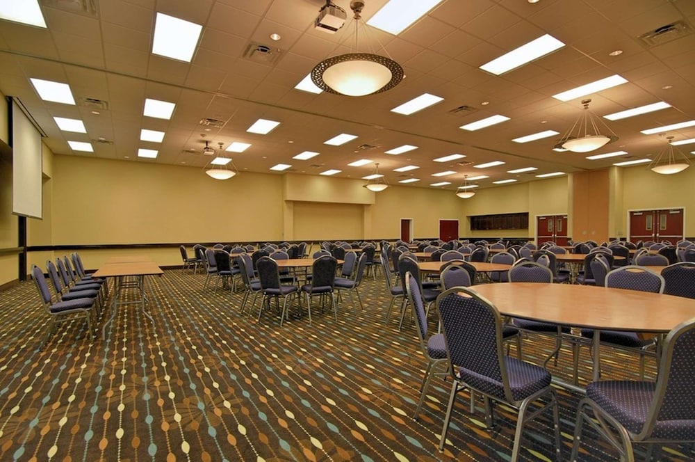 Hampton Inn & Suites New Iberia Avery Island - photo 67
