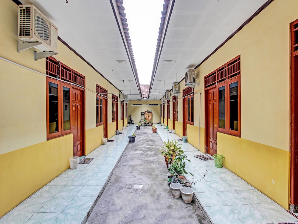 Spot On 2546 Griya Widya in Klaten, Indonesia