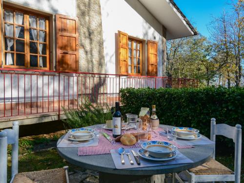 Holiday Home Vittoria by Interhome — 4-Star Luxury Hotel in Marliana, Italy