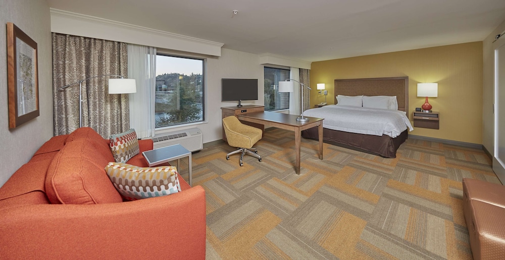 Hampton Inn & Suites Hood River - photo 13