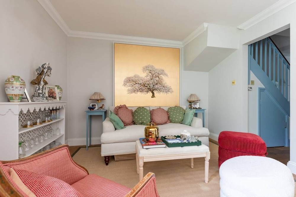 Westbourne Park Road Xvii by Onefinestay — 4-Star Luxury Hotel in London, United Kingdom