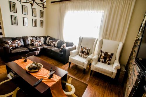 Ndaba Guest Lodge — 4-Star Luxury Hotel in Ladysmith, South Africa