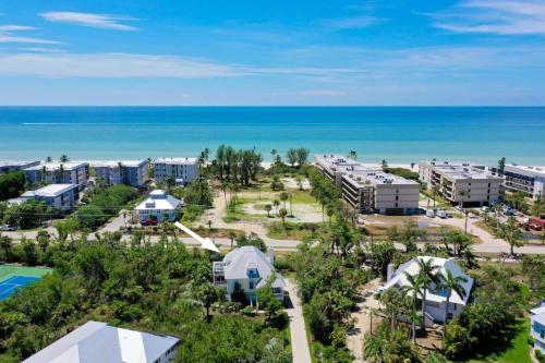 Gone Coastal — Sanibel — photo 2