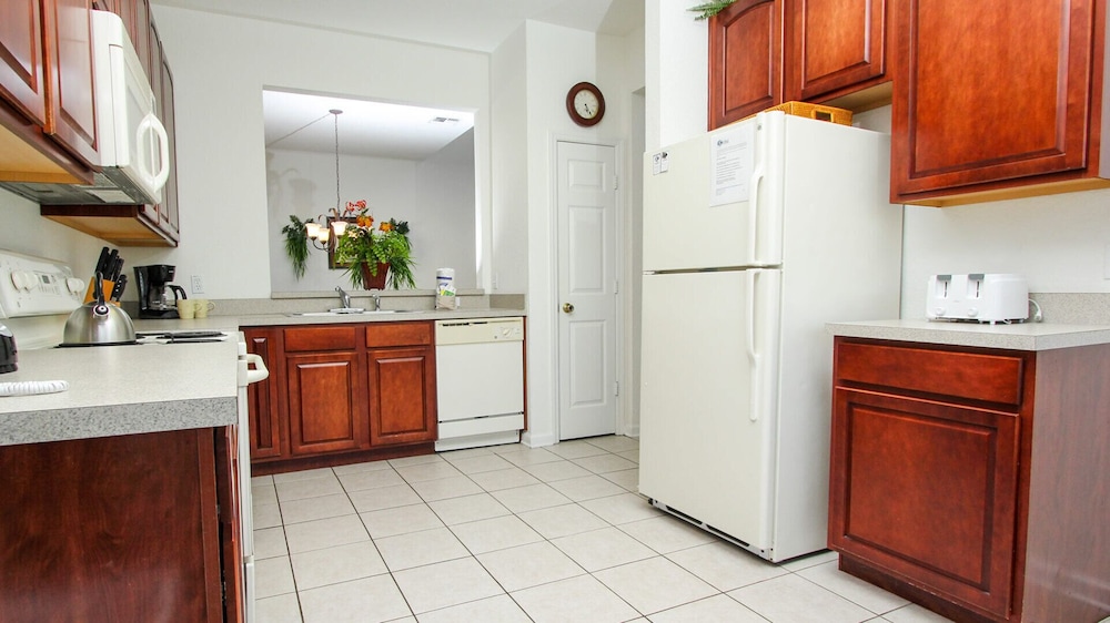 How to Rent Your Own Private Luxury Holiday Villa With Private Pool on Windsor Hills Resort Orlando Villa 1701 - photo 10
