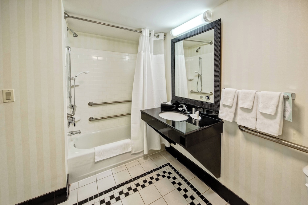 Fairfield Inn & Suites by Marriott Naples - photo 14