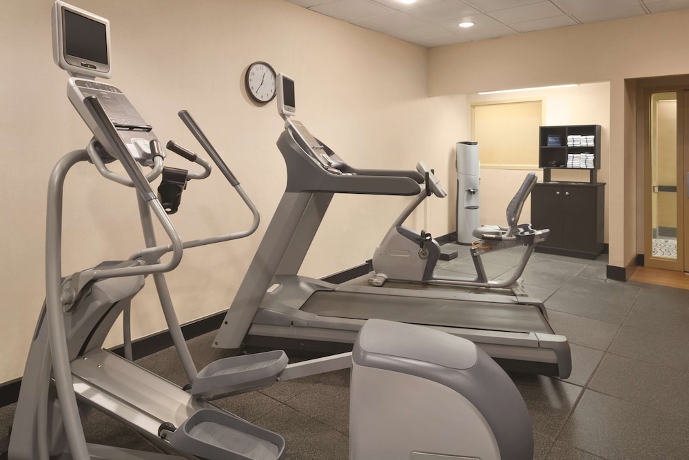 Hampton Inn Cincinnati Kings Island - photo 15