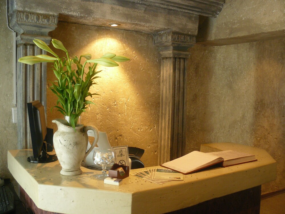 Ancient Emperor Guest Estate — Potchefstroom — photo 5