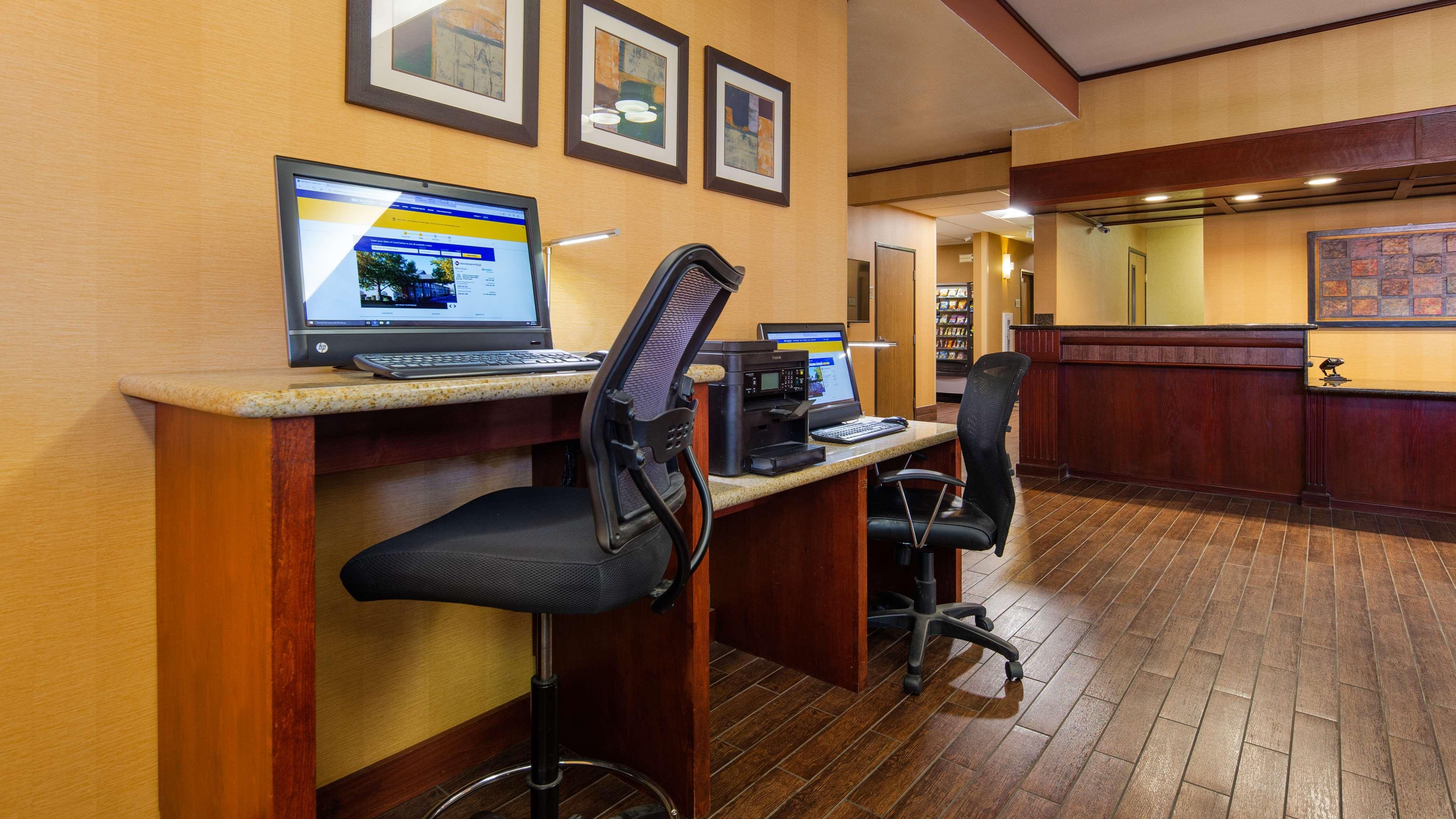 Best Western Plus Meridian - photo 29