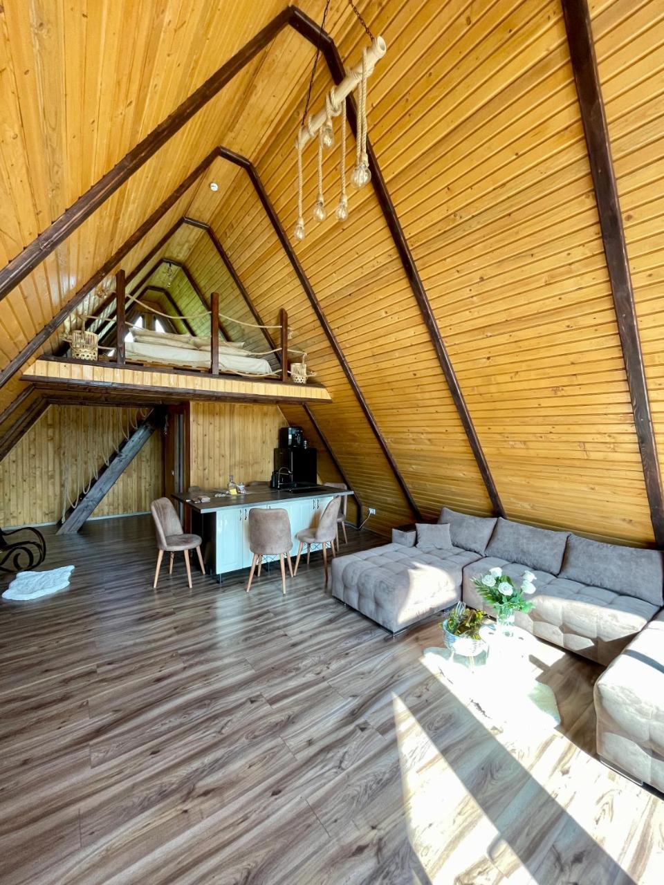 Cabana Vp - carbon neutral hotel in Alunisu